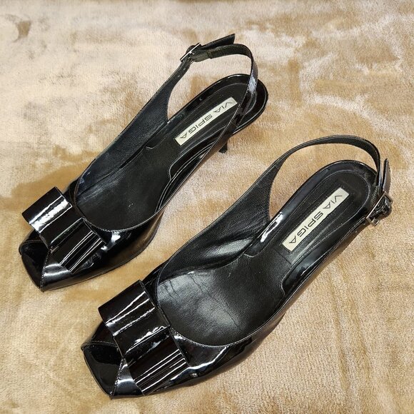 Via Spiga Black Sling Back Patent Leather Stiletto Heel with Bow - Picture 1 of 10